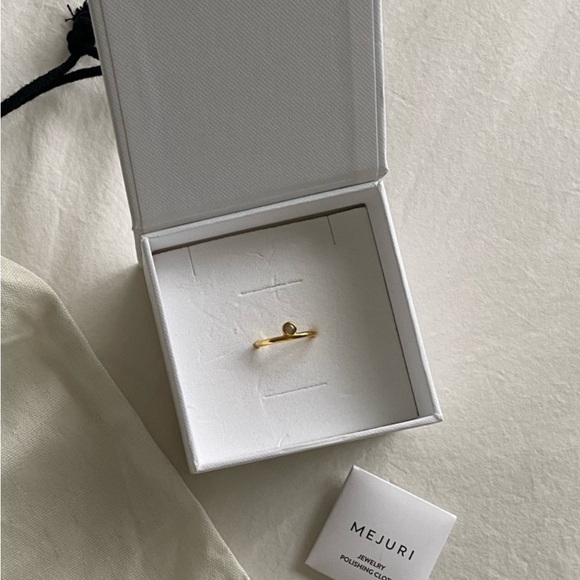 Mejuri Gemstone Drop Stacker Ring - Picture 2 of 5